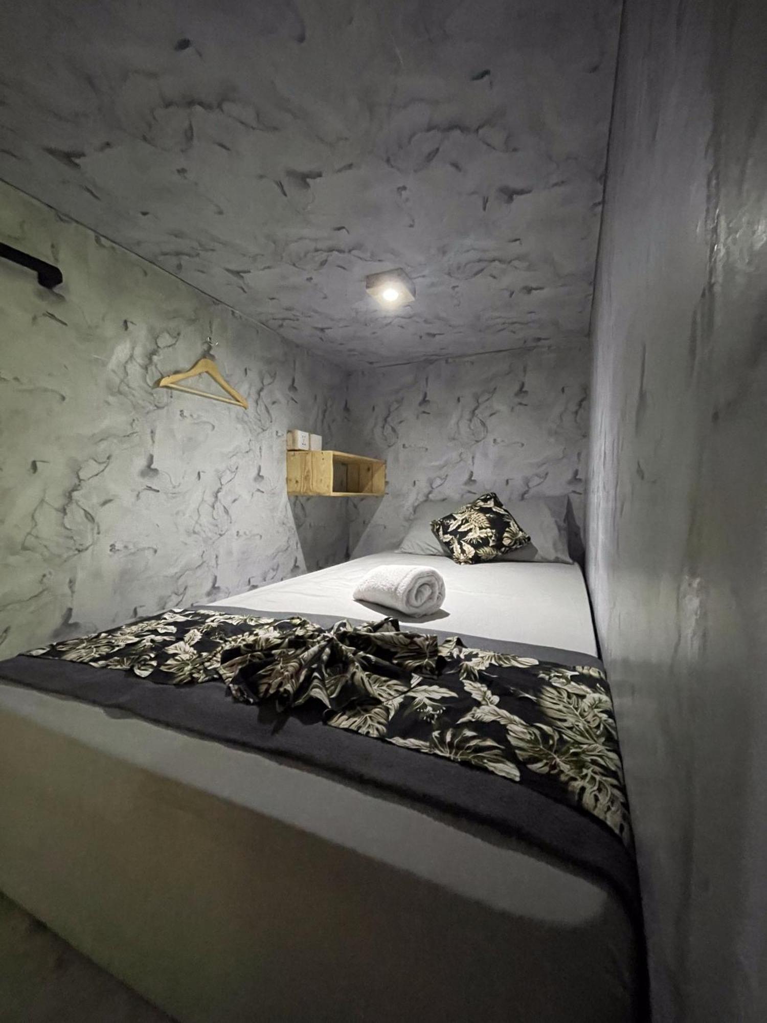 Pedidi Penida Hostel Batununggul Экстерьер фото