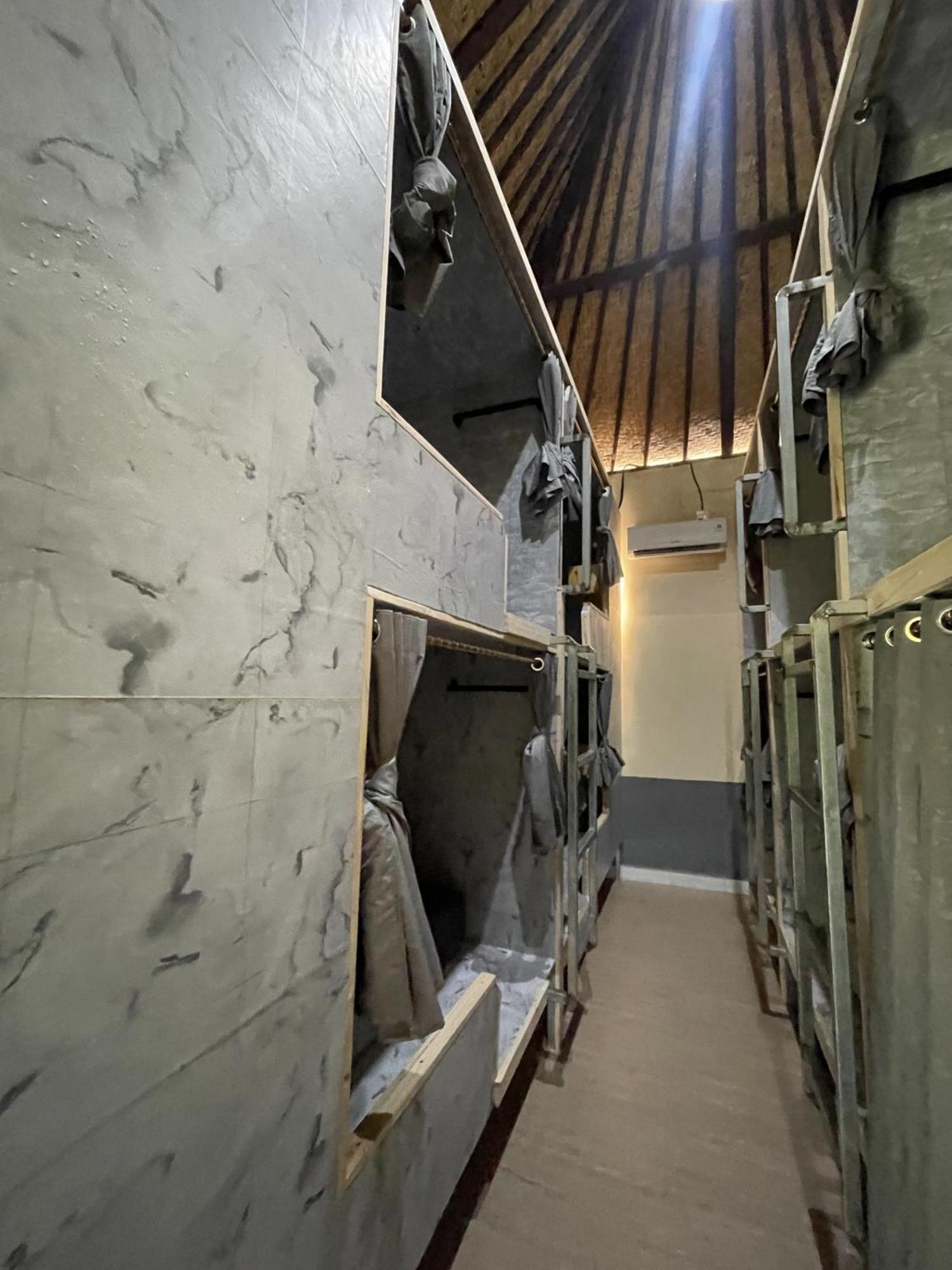 Pedidi Penida Hostel Batununggul Экстерьер фото