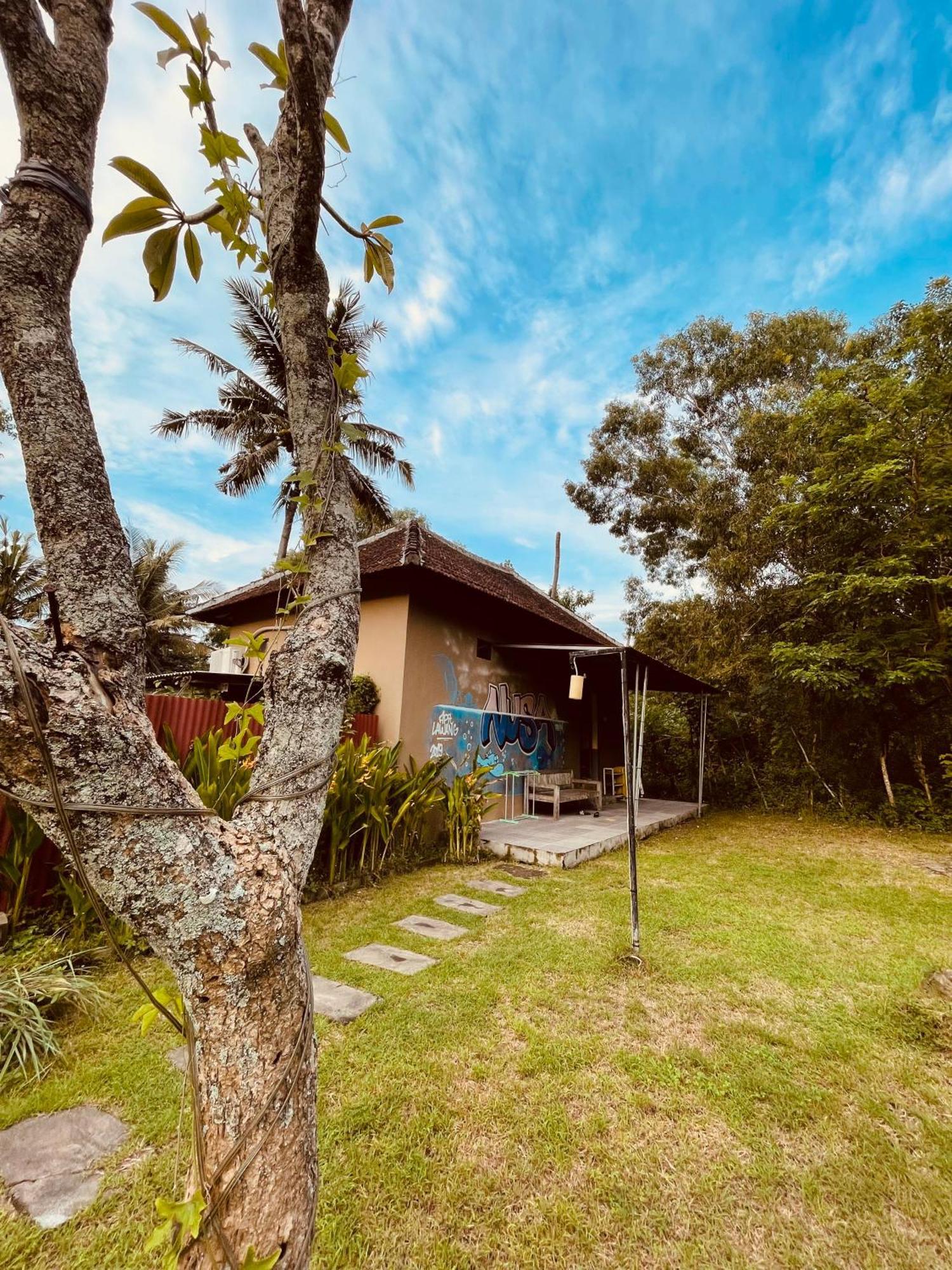 Pedidi Penida Hostel Batununggul Экстерьер фото