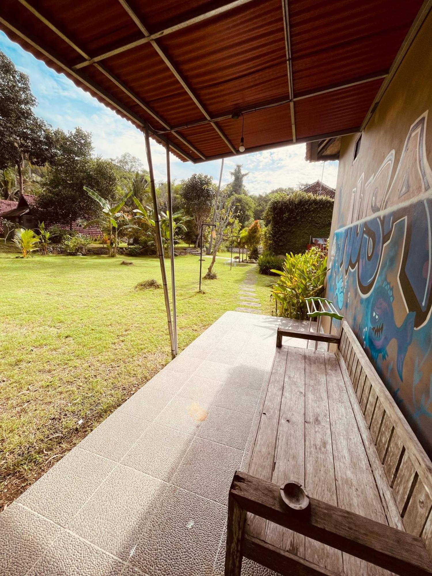 Pedidi Penida Hostel Batununggul Экстерьер фото